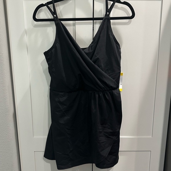 Land’s End Black Tulip Wrap swim dress new with tags wrap one piece medium